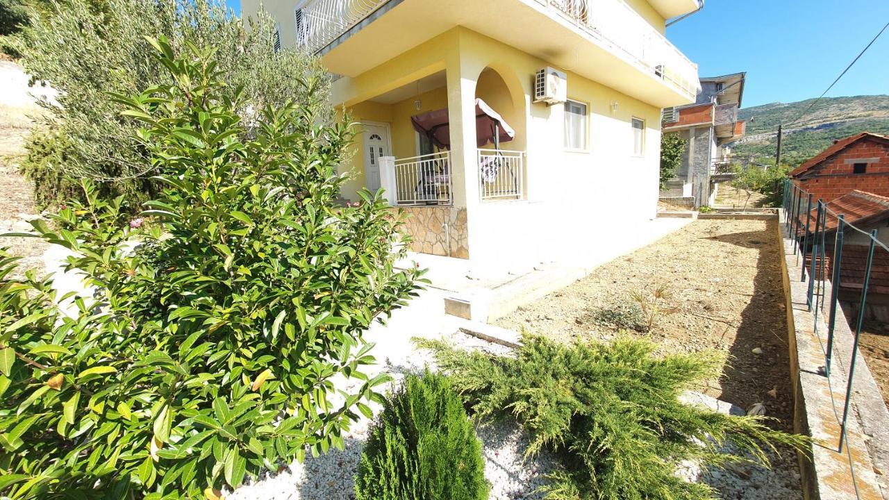 Apartmán Angel Drniš Exteriér fotografie